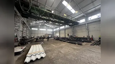 A Központi út 12. csarnok belső udvara
