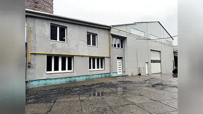 A Központi út 12. csarnok folyosója